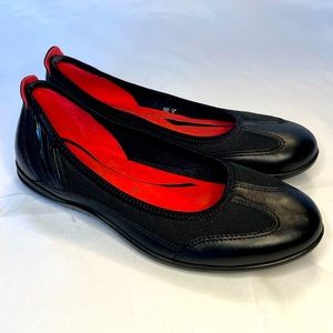 Ecco Ballerina Flats